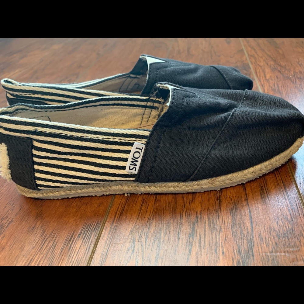 Toms W5.5 Black & White Striped Espadrille